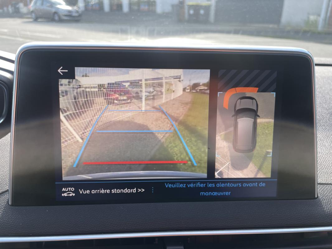 Peugeot 3008 - ALLURE 1.2L ESSENCE 130CV 1ère MAIN