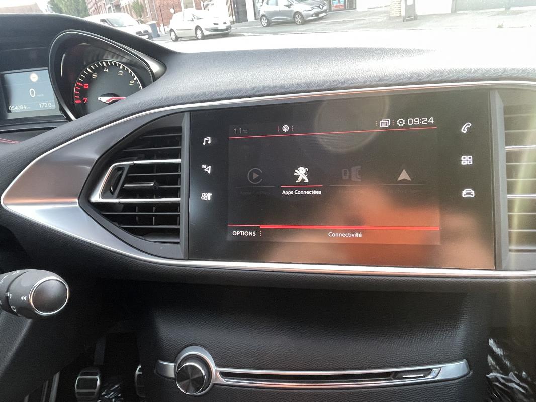 Peugeot 308 - GT - LINE 1.2 ESSENCE 130 BVM6